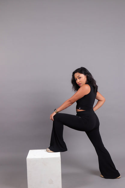 Ascent Flare Leggings - Noir