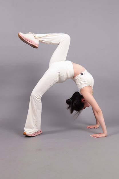 Ascent Flare Leggings - Ivory